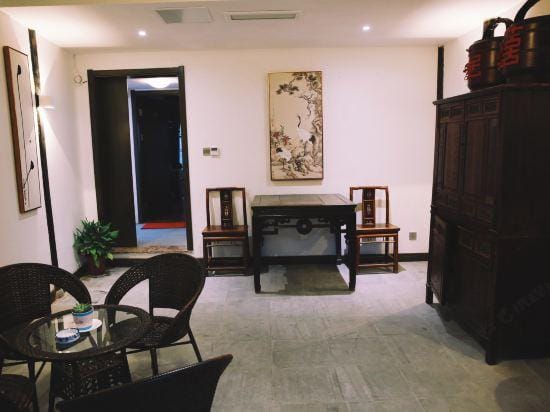 Shiyuan Jiangnan Zhenshui Hostel Hotel in Suzhou