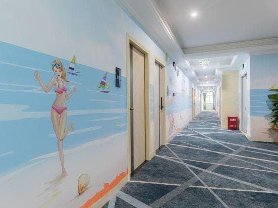 Rainbow Hotel Hotel in Hainan