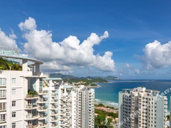Cannes Time Seaview Inn Hotel in Sanya