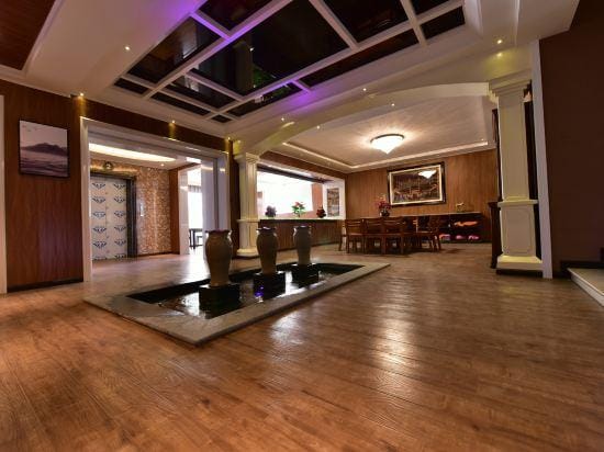 Bo'an Lakeview Inn Hotel in China