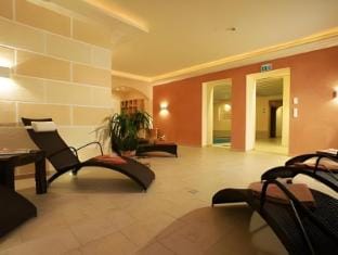 Hotel Dr Otto Murr B&B Hotel in Saint Anton am Arlberg