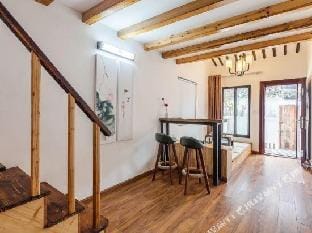 Jinxi Fuyuan Homestay Hotel in Shanghai