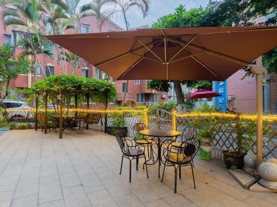 Shujia Hostel Hotel in Hainan
