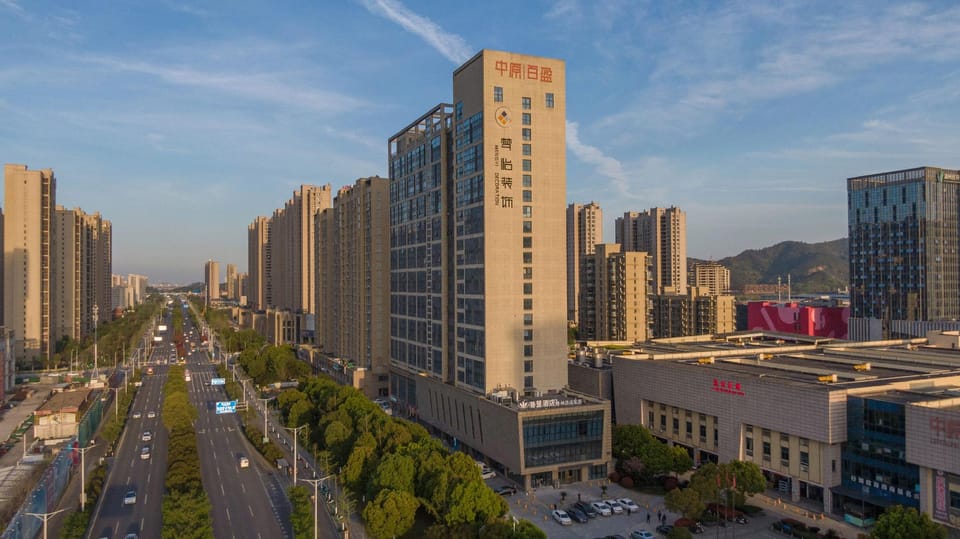 GreenTree Alliance Hotel (Huzhou South Taihu Hospital) Hotel in Suzhou