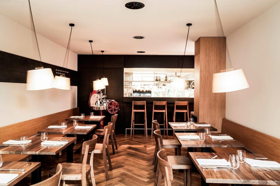 Bar/lounge