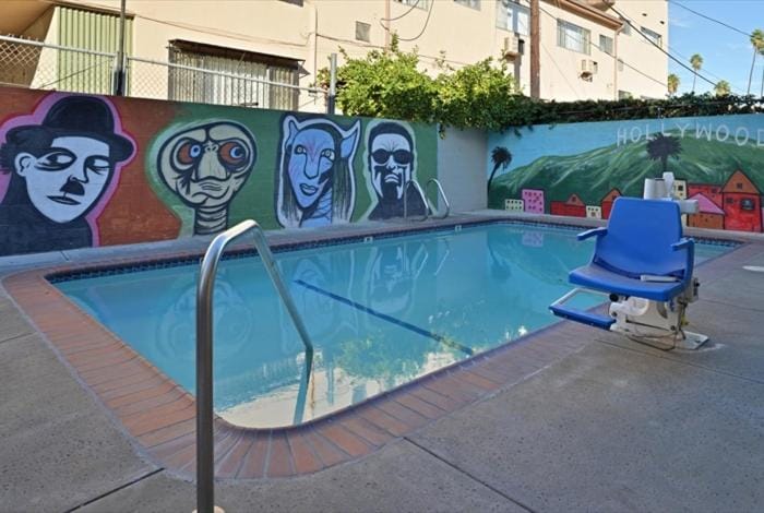 Swimming pool