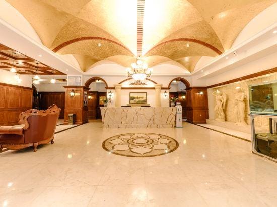 Byrne Leeds Hotel Hotel in China