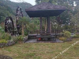 Nine Rooms and Ten Houses in Yongjia Hotel in Zhejiang