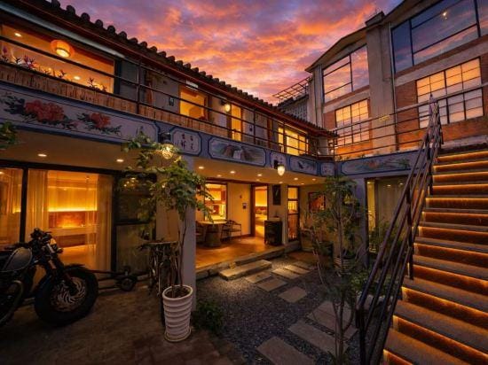 Dali Ancient City Xiting Inn Hotel in China