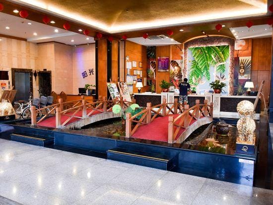 Yangguang Yihao Hotel Hotel in Hainan