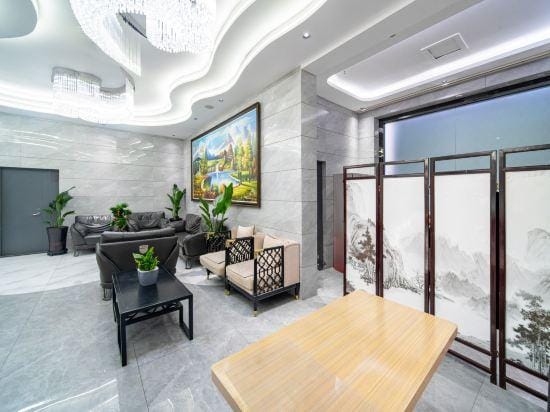 Yilujixiang Hotel Hotel in China