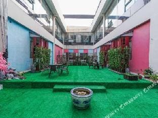Home Inn Paibai Yun Hotel (Huzhou Xintiandi Branch) Hotel in Suzhou