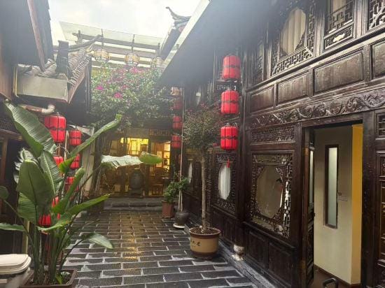 Shiyue Jingpin Inn Hotel in China
