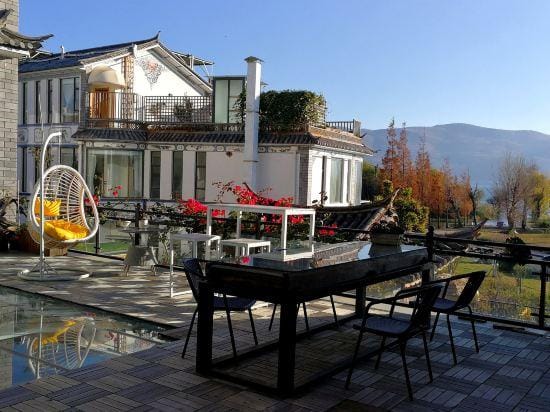 Dali Cozy Blue Inn Hotel in China