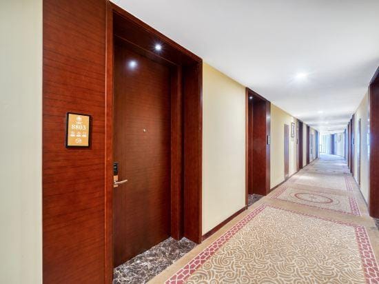 Seaview No. 1 Movie Hotel (Huzhou City Center Branch) Hotel in Suzhou