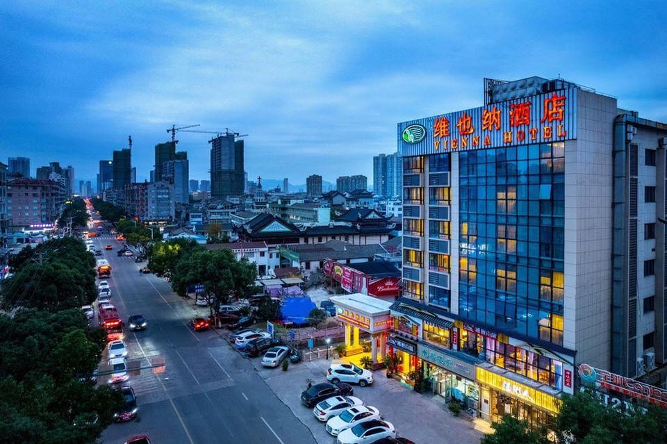 Vienna Hotel (Yongjia Oubei Lingyue Plaza Store Hotel in Zhejiang