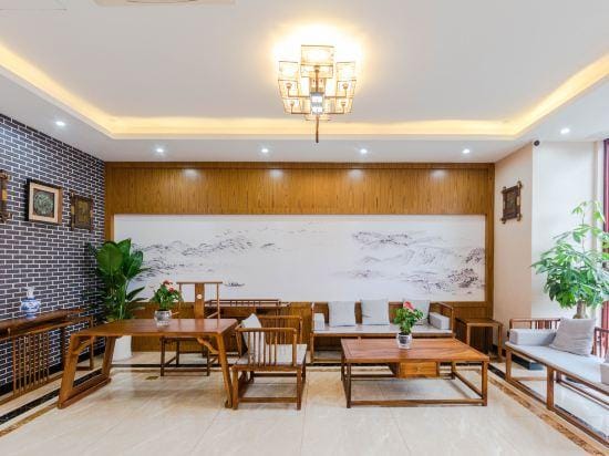 Jinhaoman International Hotel (Haining Zhejiang University International Campus) Hotel in Hangzhou