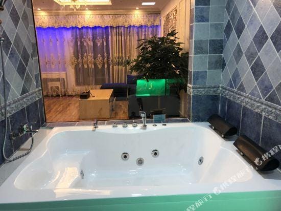 Obida Hotel (Xindu Longcheng Branch) Hotel in China