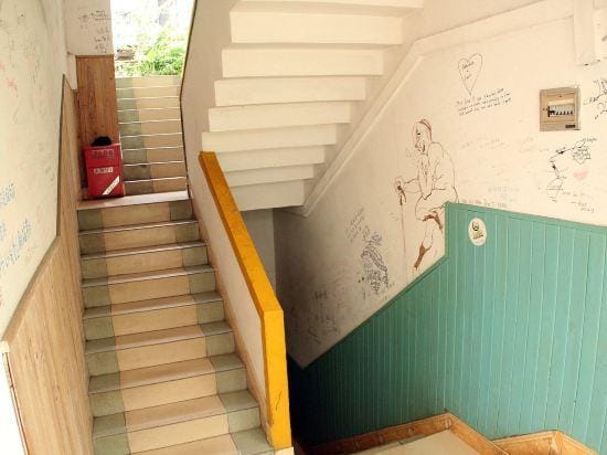 Shiguanguyi Youth Inn Hotel in China