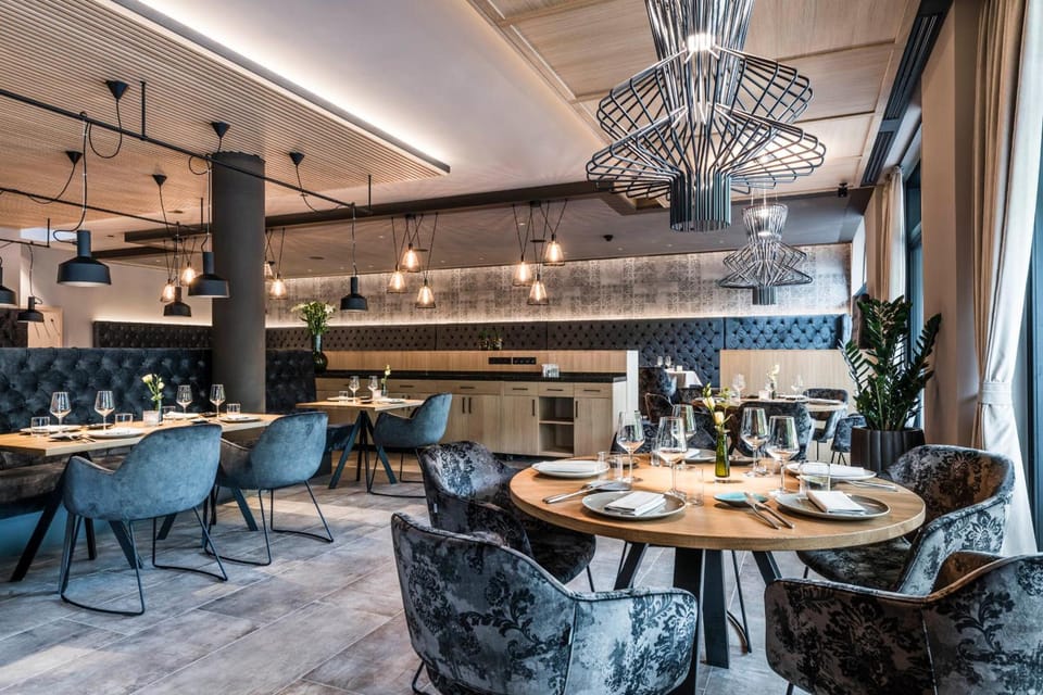 HOTEL POST alpine cityflair Hotel in Bruneck