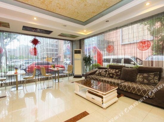 Jitai Chain Hotel (Kunshan Huaqiao) Hotel in Shanghai