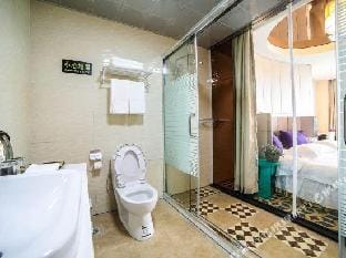 Jiduo City Hotel Huzhou (Dongwu Yintai City Branch) Hotel in Suzhou