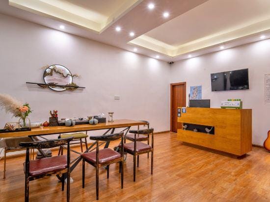 Lijiang House Garden Inn Hotel in China