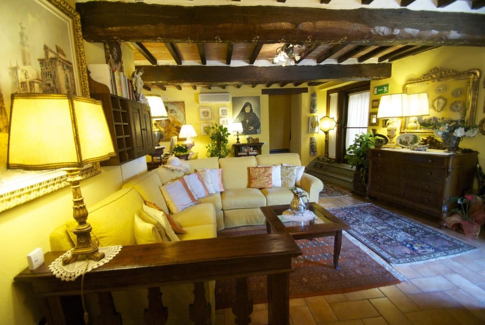 Torre Sangiovanni Albergo e Ristorante da Rosary Hotel in Umbria