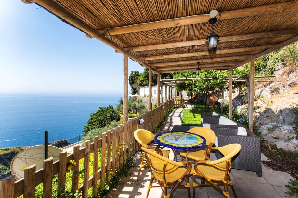 Holidays Fico D'India Guest House Hotel in Furore