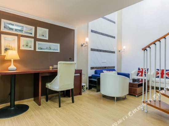 Pinjing Apartment Hotel in Guangzhou