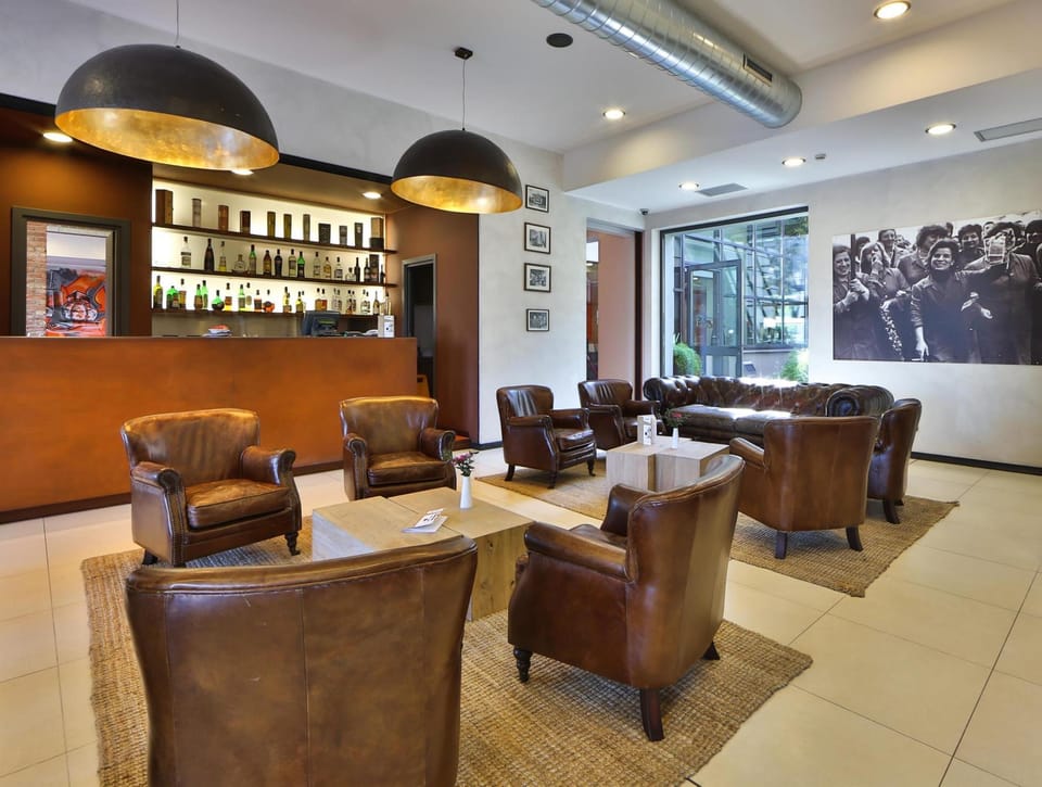 Bar/lounge