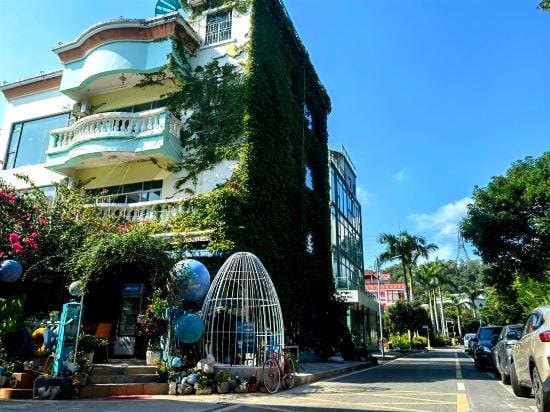 Yimu Huatian Inn Hotel in Shenzhen