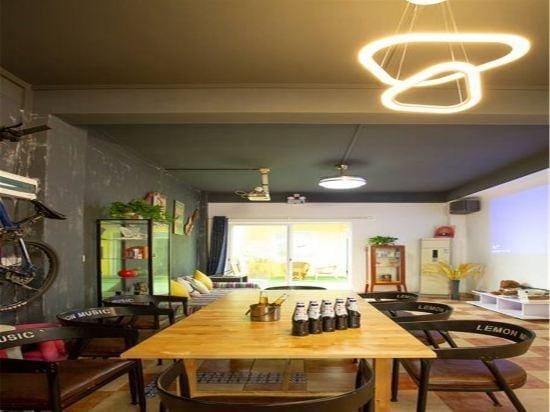 Cape No. 7 Sea House Hotel in Shenzhen