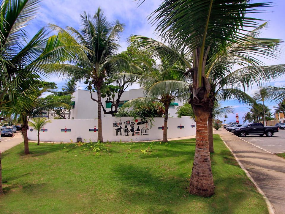 Farol de Itapua Praia Hotel Inn in Salvador