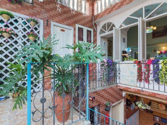 Nanshan Dongli Courtyard Hotel in Xiamen