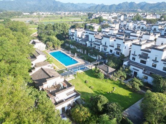 Creek Villa Hotel in China