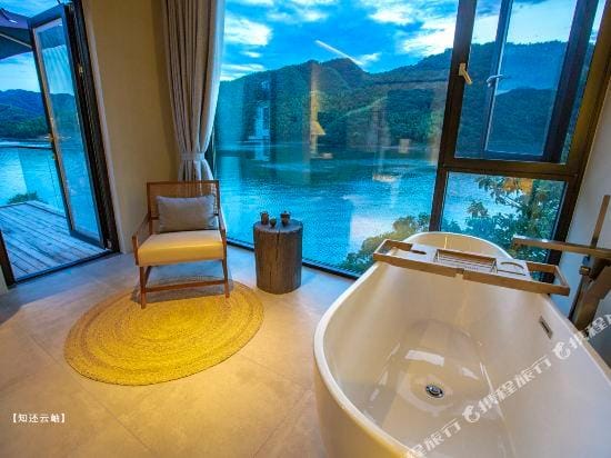 Huangshan zhihuanyunxiu light luxury holiday Hotel in Zhejiang