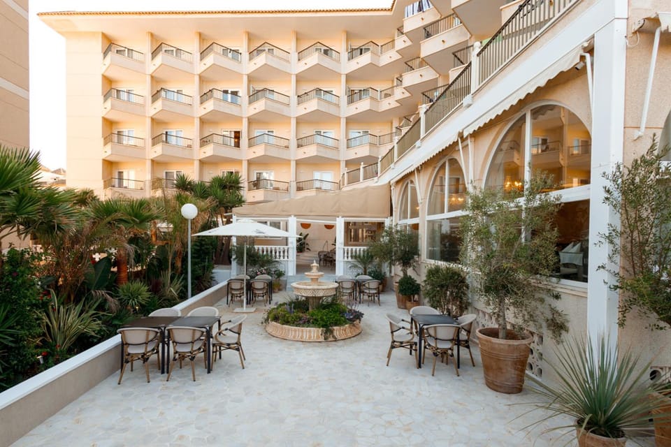 Hotel Guardamar Hotel in Vega Baja del Segura