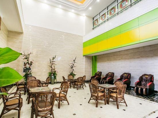Vienna Hotel (Shaoxing Paojiang) Hotel in Hangzhou