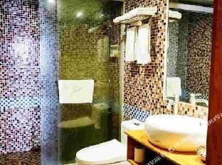 Blue Blue Wave Bay Hotel (Shaoxing City Square Shusheng Guli Branch) Hotel in Hangzhou