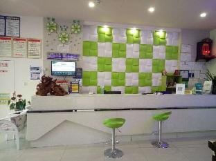 Heng 8 Hotel (Shaoxing Ma'an Bus Station Pedestrian Street Branch) Hotel in Hangzhou