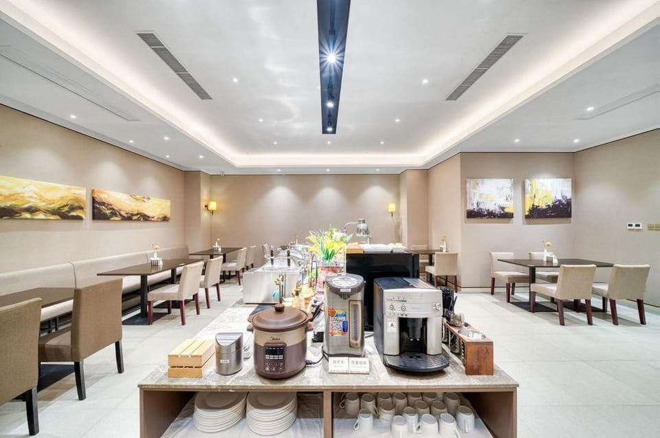 Home Inn (Shaoxing East Railway Station) Hotel in Zhejiang