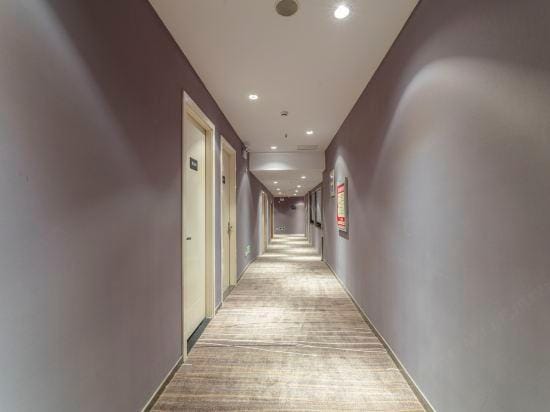 Jingxi Hotel (Shaoxing Lu Xun's Hometown) Hotel in Hangzhou