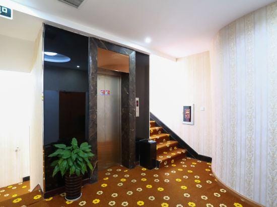 Pebble Motel(Shaoxing Lu Xun's Hometown Store) Hotel in Hangzhou