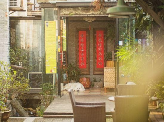 Seven Corners Hostel Hotel in Hangzhou