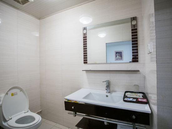 Shaoxing XIANGLV Business Hotel Hotel in Hangzhou