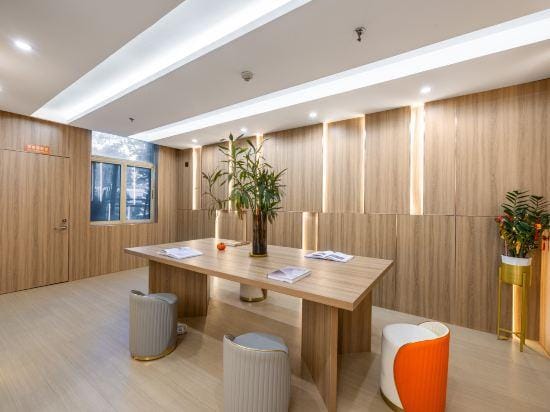Shaoxing Yueji · Yifeng Smart Hotel (Zhejiang Agricultural and Commercial Vocational College) Hotel in Hangzhou
