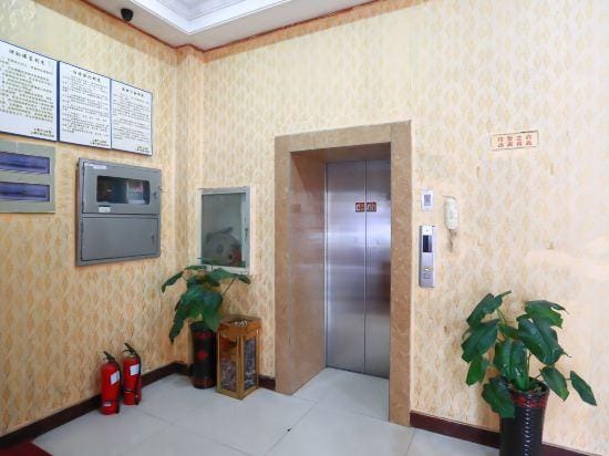 Longshan Hotel Hotel in Zhejiang