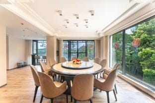 Thousand Island Lake Riverside Resort Villa Hotel in Hangzhou