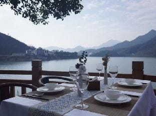 Yunliwuli Inn (Lakeside House, Songcun, Qiandao Lake) Hotel in Hangzhou
